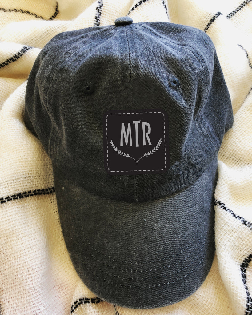 Three Letter Laurel Monogram